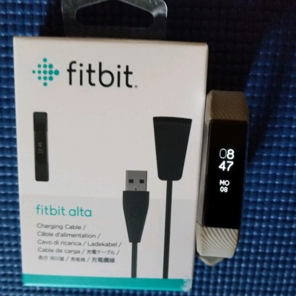 Fitbit Alta - image 1